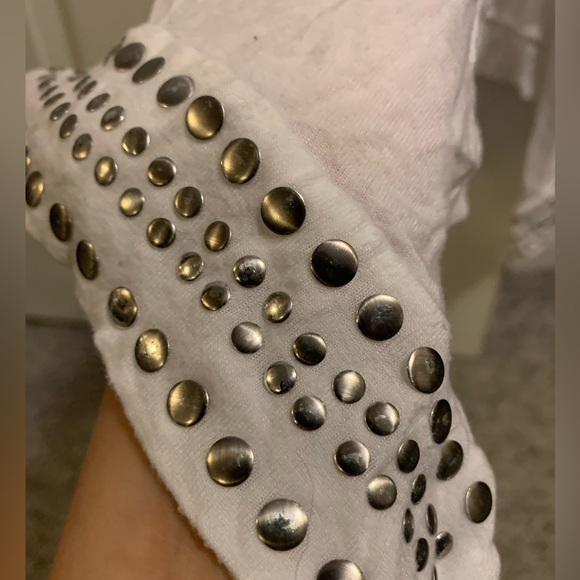 Dynamite || White sleeveless shrug - Picture 4 of 4